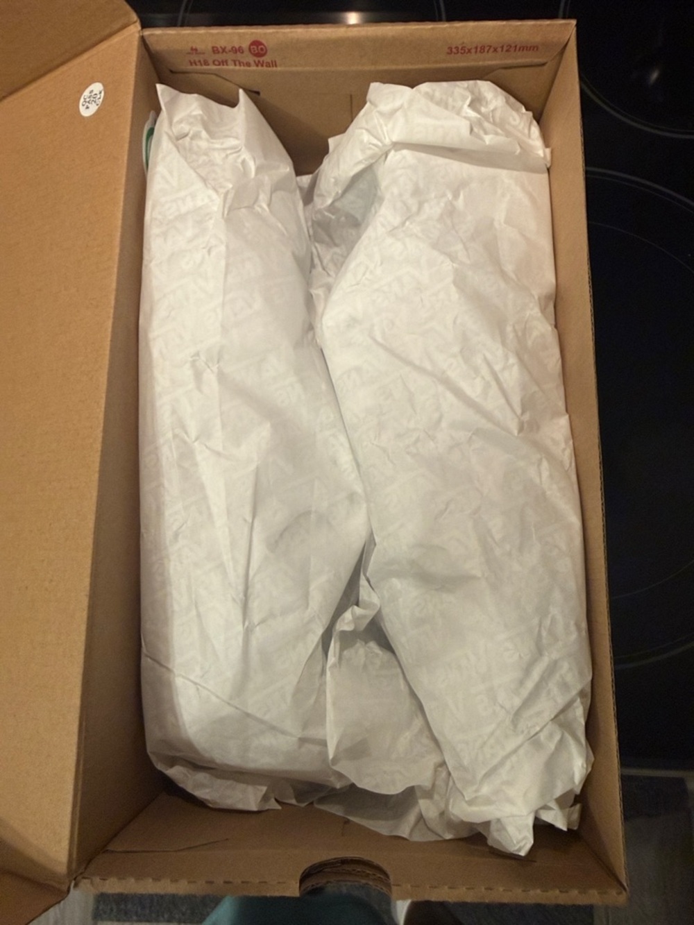 Vans Red and Kraft Cardboard Shoe Box - Picture 3 of 9
